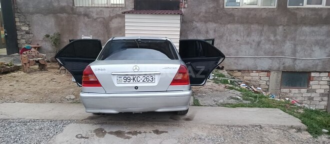 Mercedes C 200 1995, 530,000 km - 2.0 л - Bakı