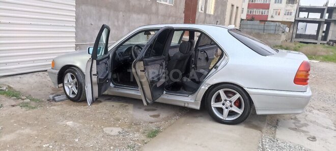 Mercedes C 200 1995, 530,000 km - 2.0 л - Bakı