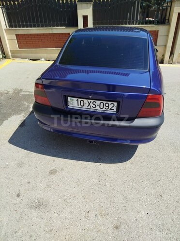 Opel Vectra 1996, 762,000 km - 1.8 l - Qazax