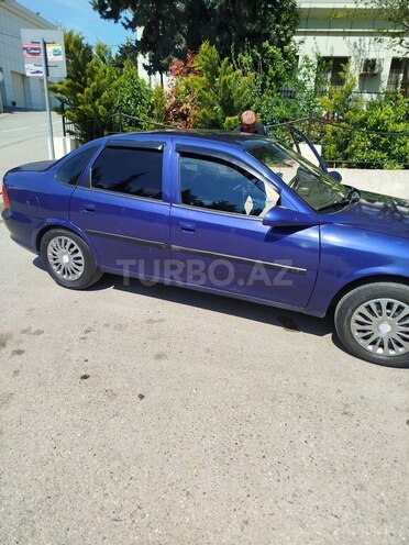 Opel Vectra 1996, 762,000 km - 1.8 l - Qazax