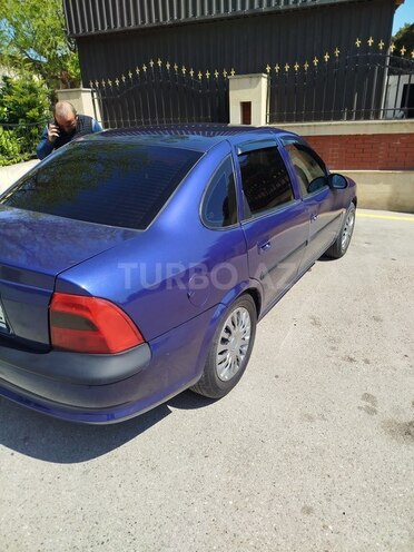 Opel Vectra 1996, 762,000 km - 1.8 l - Qazax