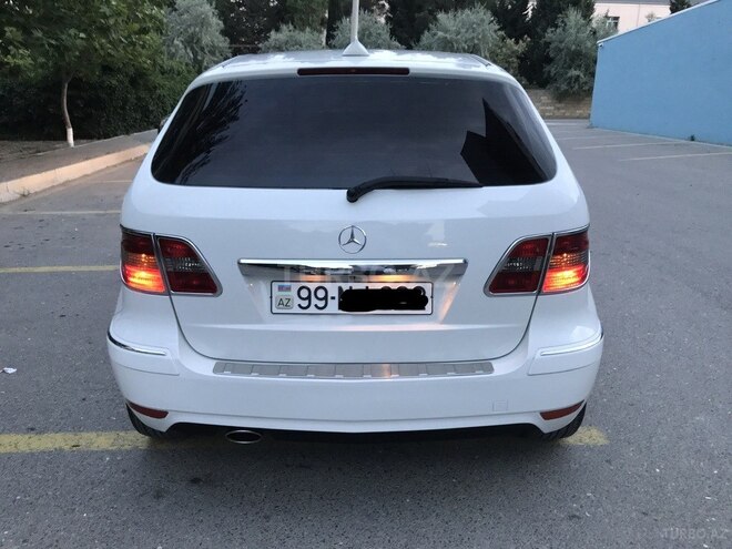 Mercedes B 180 2010, 107,000 km - 1.7 l - Sumqayıt
