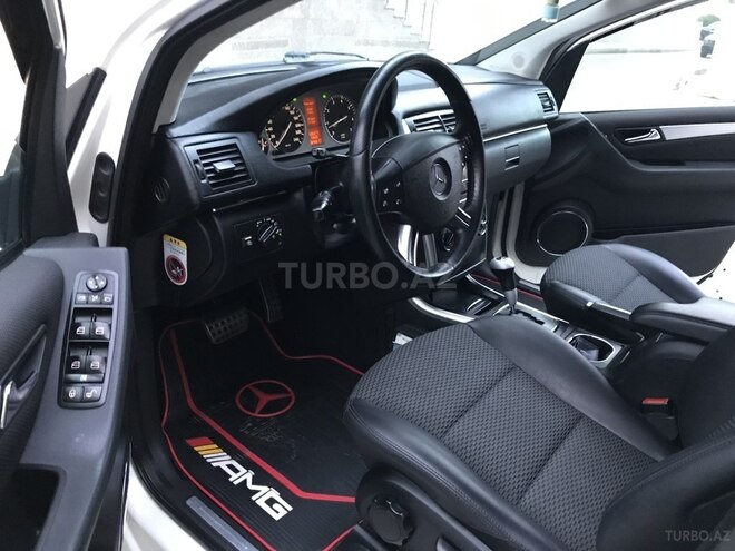 Mercedes B 180 2010, 107,000 km - 1.7 l - Sumqayıt