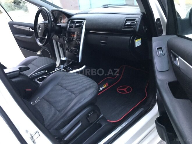 Mercedes B 180 2010, 107,000 km - 1.7 l - Sumqayıt