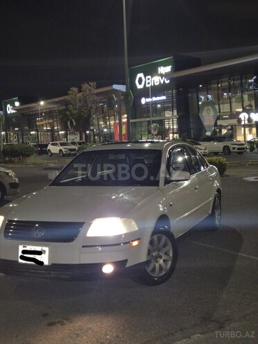 Volkswagen Passat 2003, 286,104 km - 1.8 l - Bakı