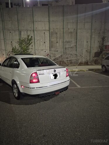 Volkswagen Passat 2003, 286,104 km - 1.8 l - Bakı