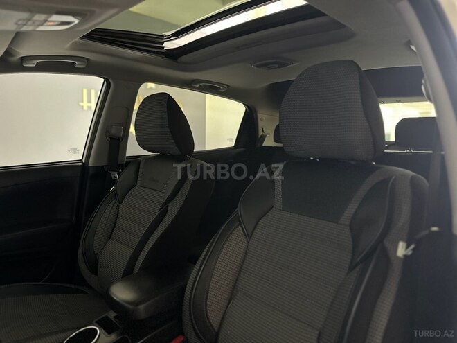 Ssang Yong Korando-13