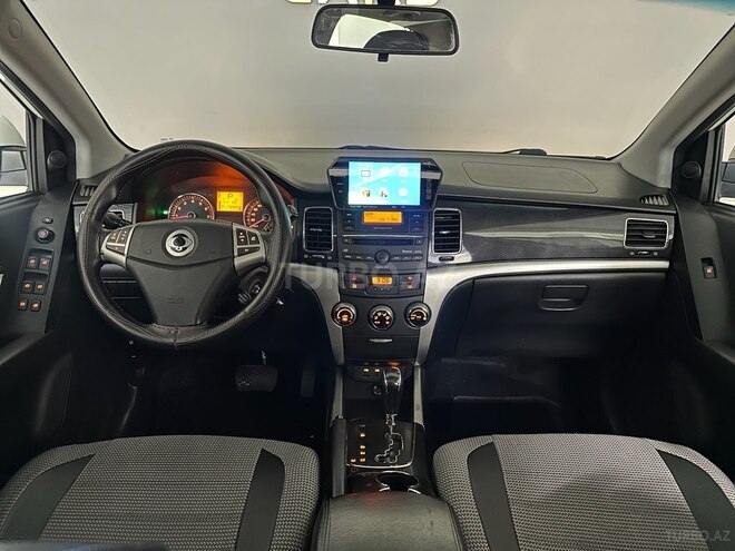Ssang Yong Korando-21