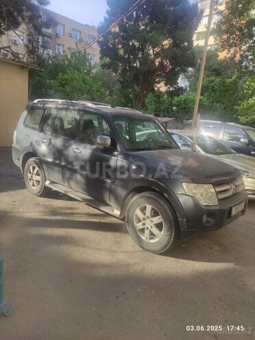 Mitsubishi Pajero 2007, 300,000 km - 3.0 л - Bakı