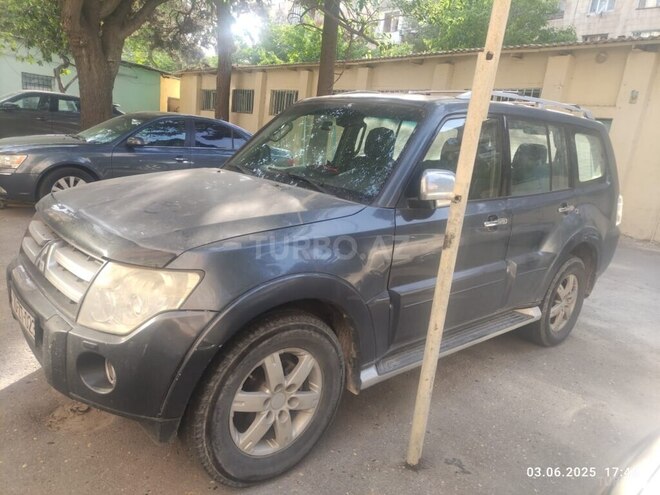 Mitsubishi Pajero 2007, 300,000 km - 3.0 л - Bakı