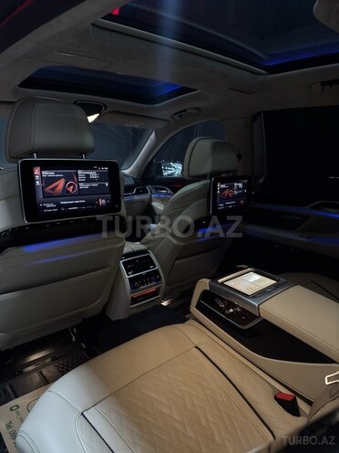 BMW 750 2020, 90,000 km - 4.4 l - Bakı