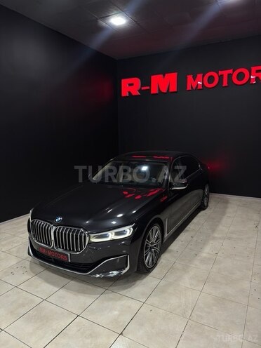 BMW 750 2020, 90,000 km - 4.4 l - Bakı