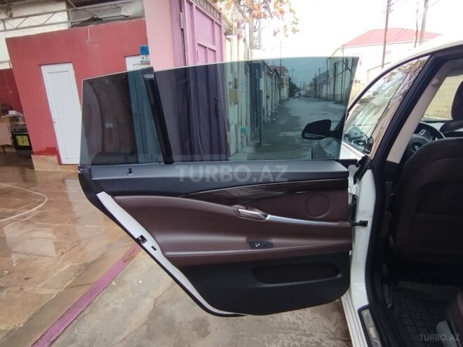 BMW  2015, 297,000 km - 2.0 l - Bakı