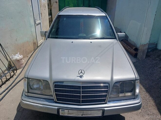 Mercedes E 250 1995, 494,000 km - 2.5 l - Bakı