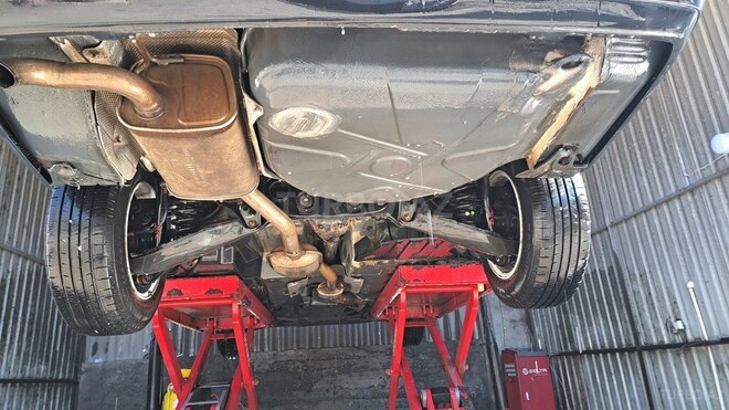 Mercedes E 220 1997, 326,000 km - 2.2 l - Şəki