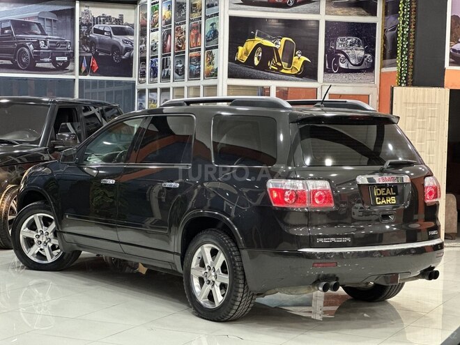 GMC Acadia-8
