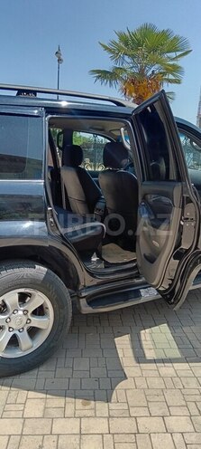Toyota Land Cruiser Prado 2006, 240,000 km - 2.7 l - Tovuz