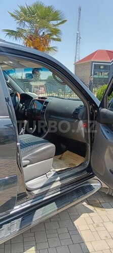 Toyota Land Cruiser Prado 2006, 240,000 km - 2.7 l - Tovuz