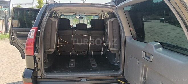 Toyota Land Cruiser Prado 2006, 240,000 km - 2.7 l - Tovuz
