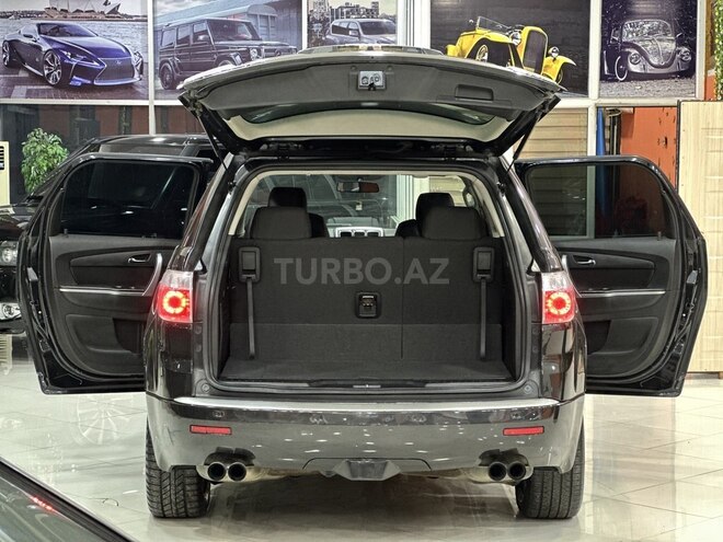 GMC Acadia-11