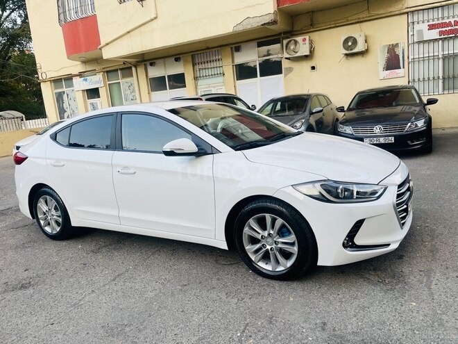 Hyundai Avante 2016, 136,895 km - 1.6 л - Bakı