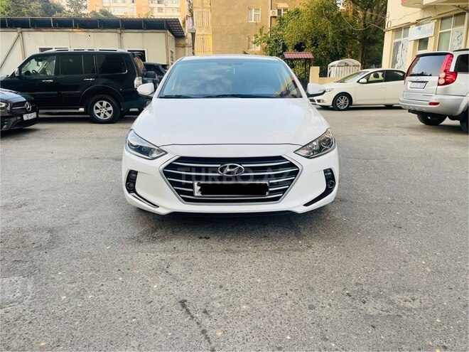 Hyundai Avante 2016, 136,895 km - 1.6 л - Bakı