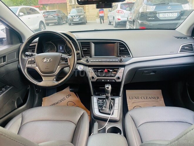 Hyundai Avante 2016, 136,895 km - 1.6 л - Bakı
