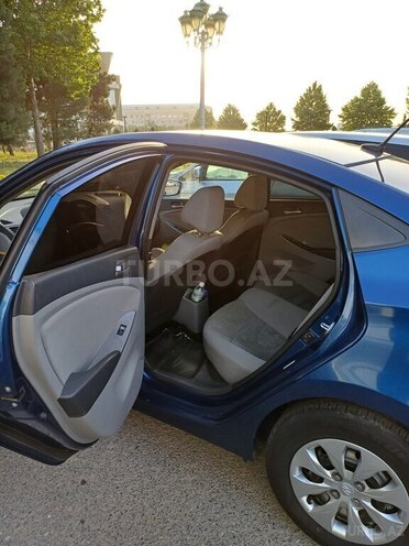 Hyundai Accent 2015, 257,889 km - 1.6 l - Gəncə