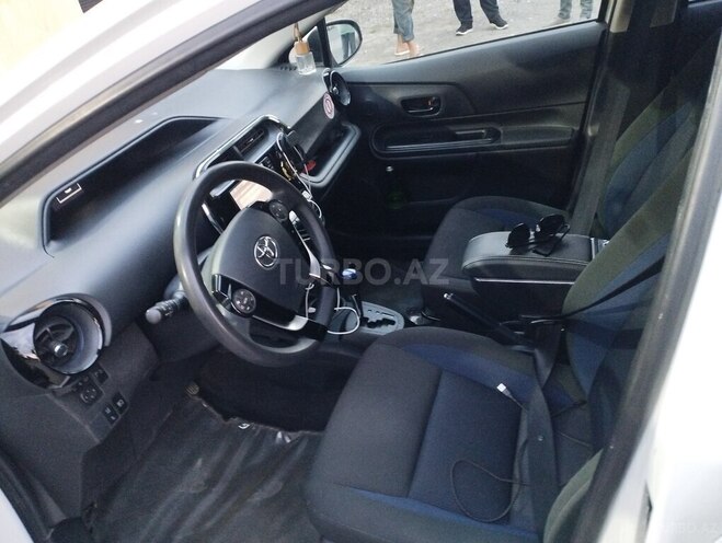 Toyota Aqua 2018, 72,000 km - 1.5 л - Bakı