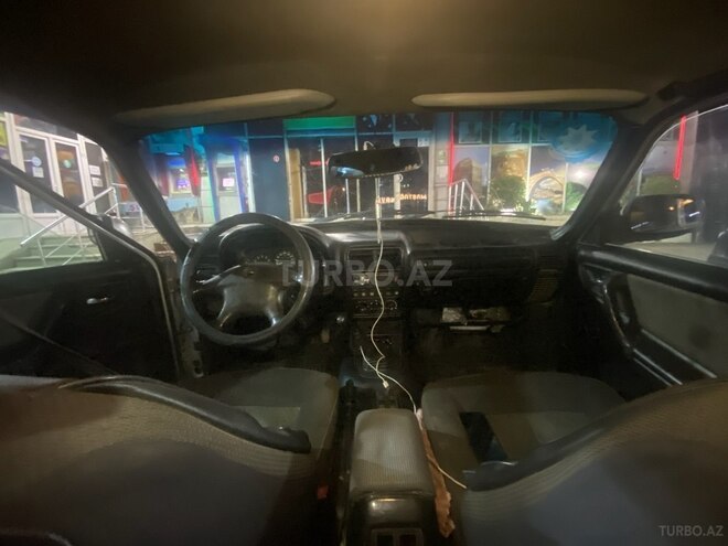 GAZ 31105 2005, 257,000 km - 2.4 l - Bakı