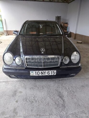 Mercedes E 230 1996, 230,000 km - 2.3 l - Bakı
