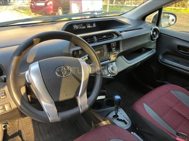 Toyota Aqua 2019, 81,500 km - 1.5 l - Bakı
