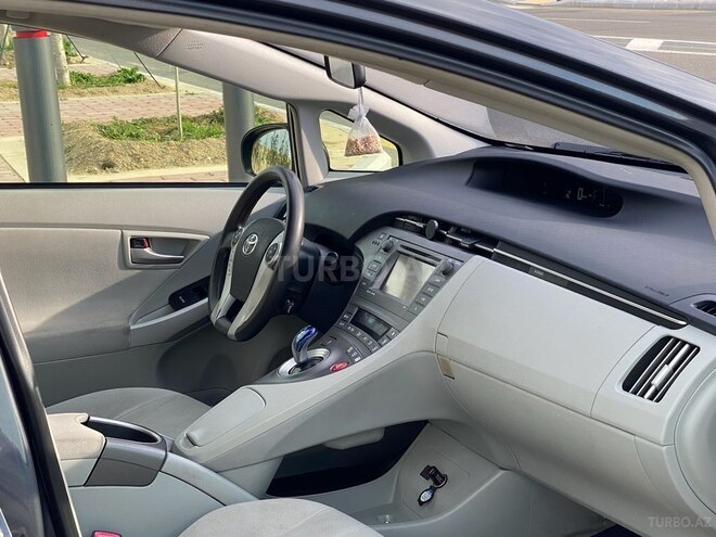 Toyota Prius 2012, 233,500 km - 1.8 l - Bakı