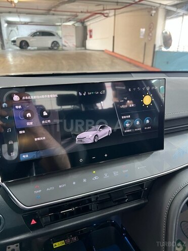 Toyota Camry-14