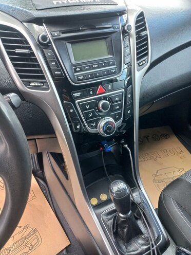 Hyundai i30 2013, 320,000 km - 1.6 l - Gəncə