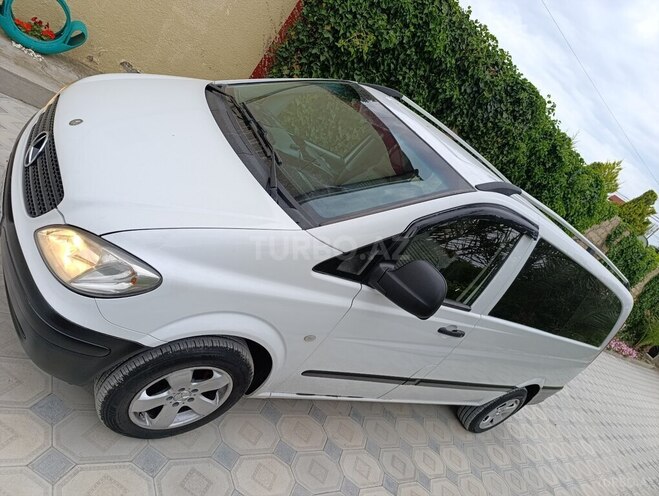 Mercedes Vito 111 2009, 318,301 km - 2.2 л - Bakı