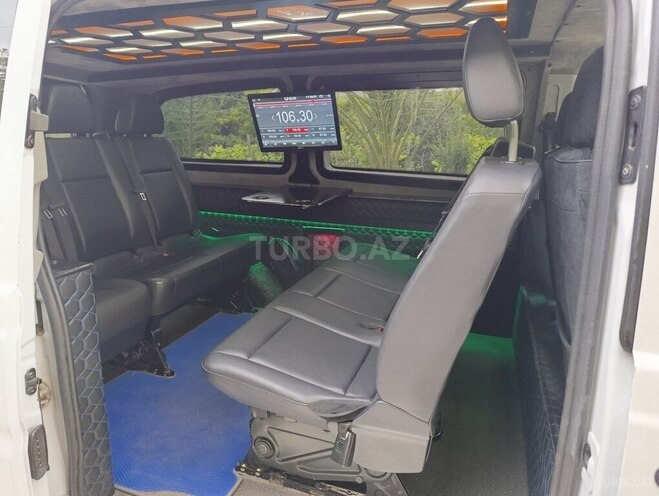 Mercedes Vito 111 2009, 318,301 km - 2.2 л - Bakı