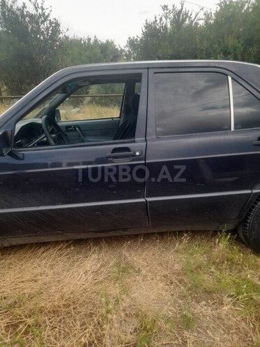 Mercedes 190 1992, 300,000 km - 2.0 l - Bakı