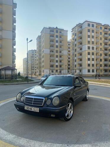 Mercedes E 230 1996, 421,000 km - 2.3 l - Sumqayıt
