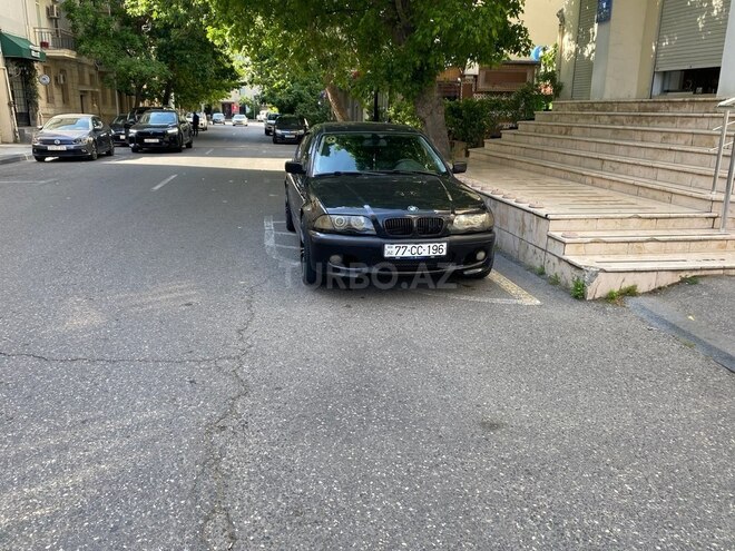 BMW 318 2001, 372,444 km - 1.9 l - Bakı