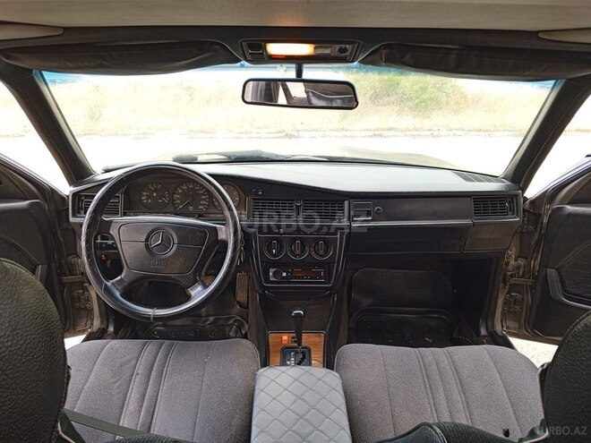 Mercedes 190 1992, 329,437 km - 2.0 l - Sumqayıt