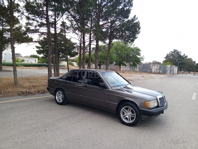 Mercedes 190 1992, 329,437 km - 2.0 l - Sumqayıt