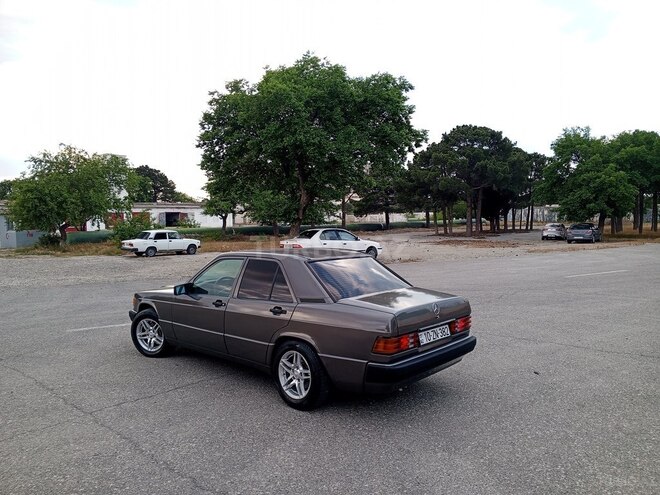 Mercedes 190 1992, 329,437 km - 2.0 l - Sumqayıt