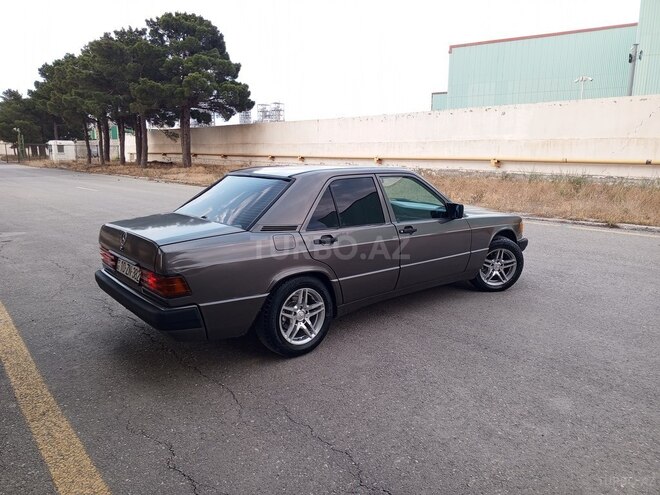 Mercedes 190 1992, 329,437 km - 2.0 l - Sumqayıt