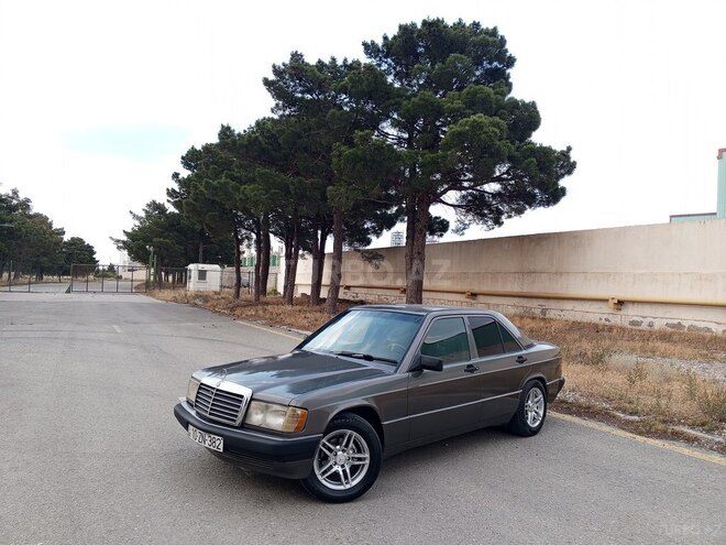 Mercedes 190 1992, 329,437 km - 2.0 l - Sumqayıt