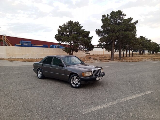 Mercedes 190 1992, 329,437 km - 2.0 l - Sumqayıt