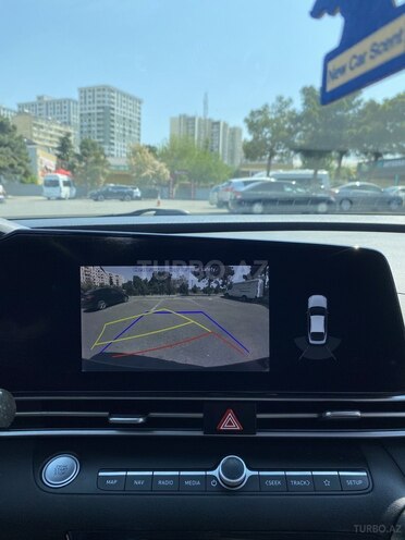 Hyundai Elantra-10