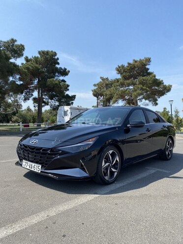 Hyundai Elantra-2