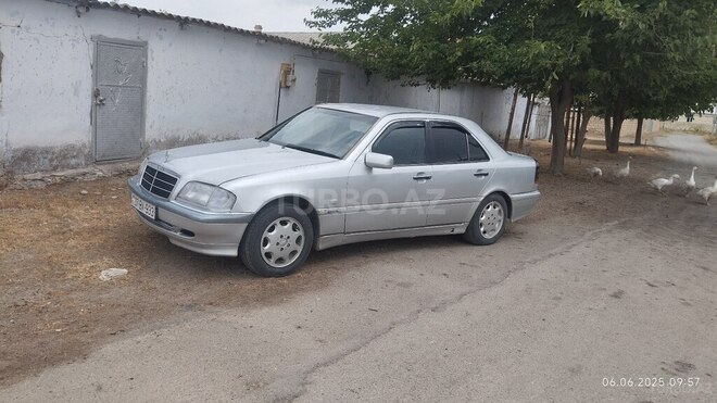 Mercedes C 220 d 1997, 452,380 km - 2.2 л - Neftçala