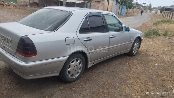Mercedes C 220 d 1997, 452,380 km - 2.2 л - Neftçala